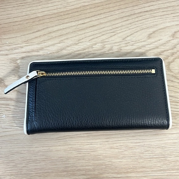 Kate Spade Wallet - Picture 2 of 7